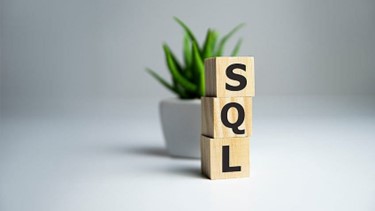 24 قاعدة لتنسيق كود SQL | مبادرة العطاء الرقمي